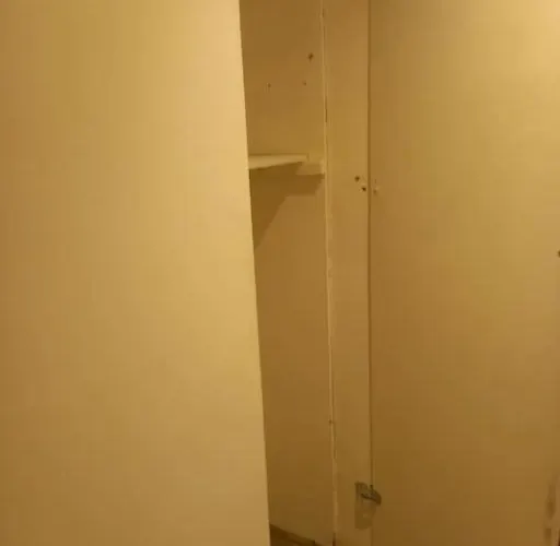 Superbe Fabregas 아파트