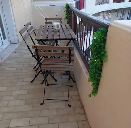 아파트 Superbe Fabregas *